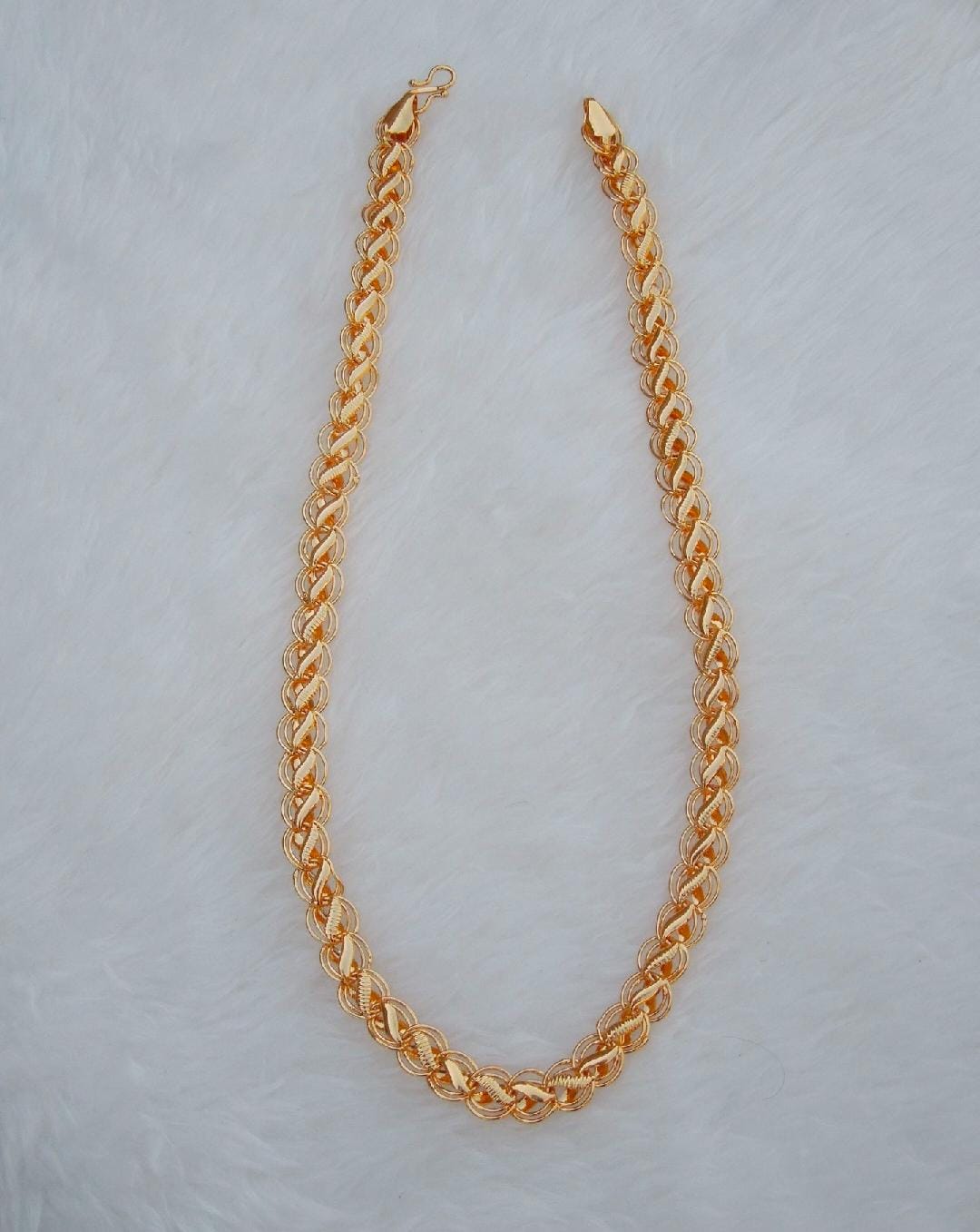 Lotus Chain 18 Inch