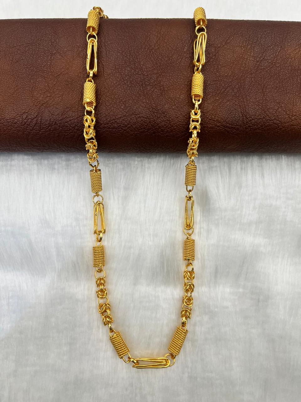 Holo chain Die Gold Plated -OM343